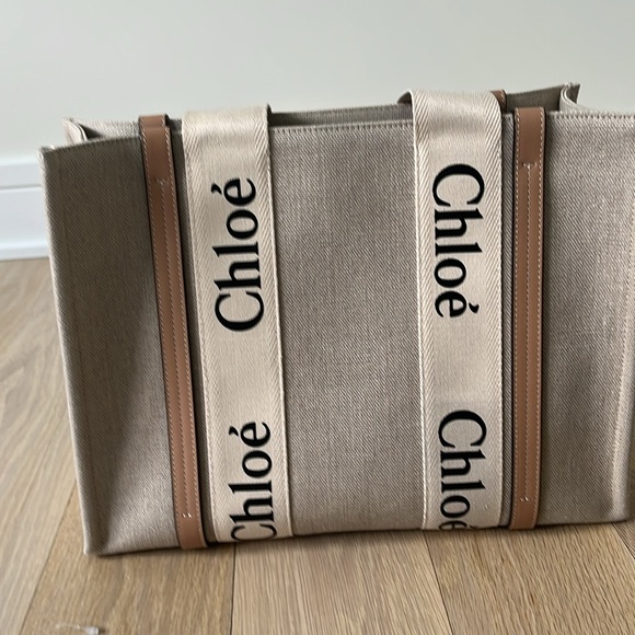 AUTHENTIC CHLOE Woody Medium Tote Bag - Picture 4 of 11